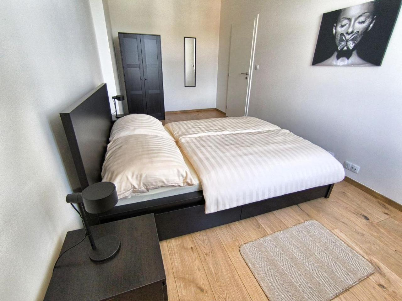 Isabel'S Suites Prag Exterior foto